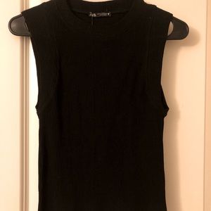 Zara Ribbed Black T-Shirt